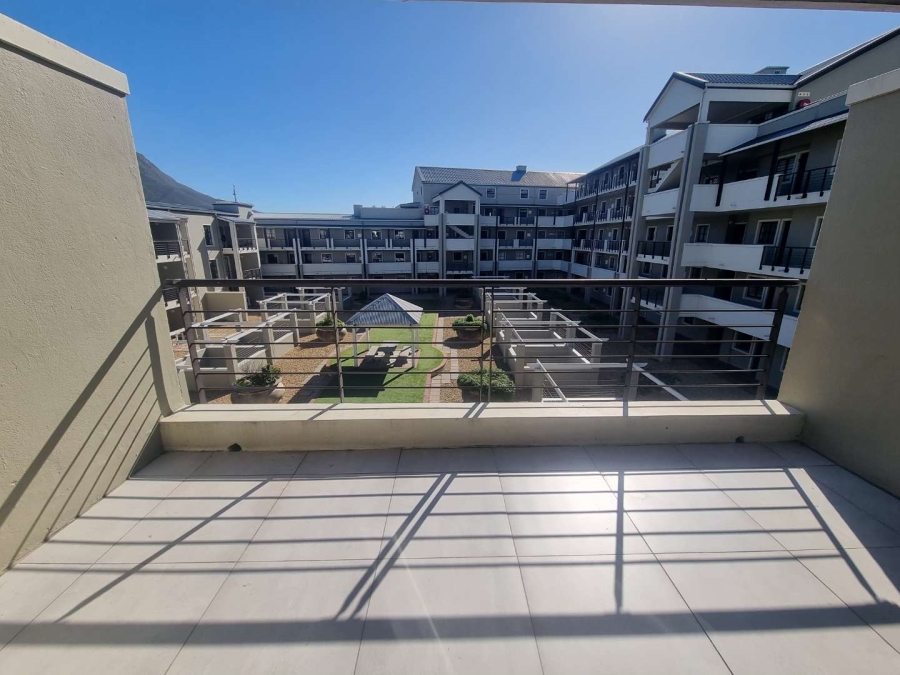 To Let 1 Bedroom Property for Rent in Mowbray Western Cape